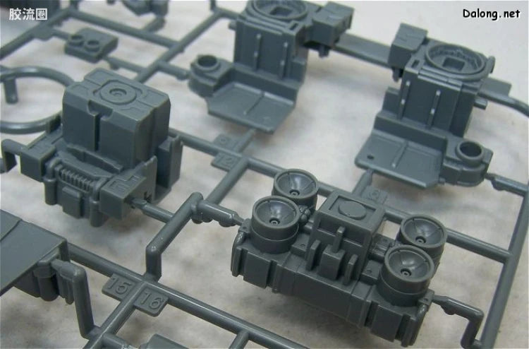 Bandai MG 1/100 MS-06F Zaku Minelayer