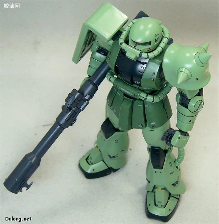 Bandai MG 1/100 MS-06F Zaku II (Ver.2.0)