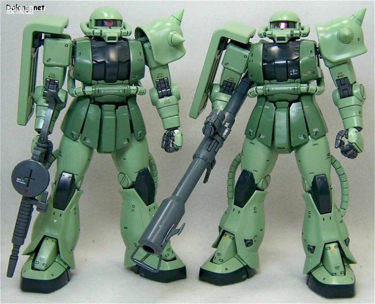 Bandai MG 1/100 MS-06F Zaku II (Ver.2.0)