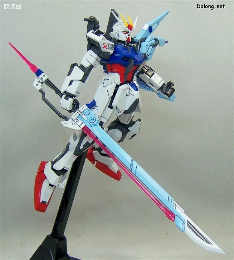 Bandai MG 1/100 GAT-X105 Launcher/Sword Strike Gundam