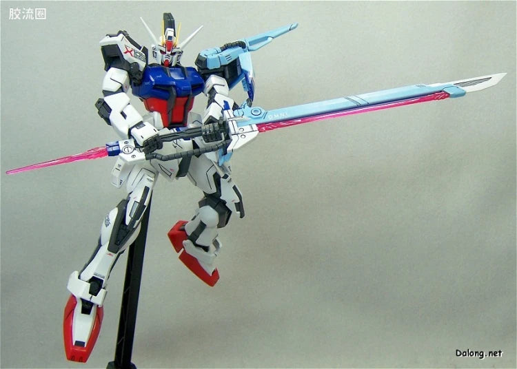 Bandai MG 1/100 GAT-X105 Launcher/Sword Strike Gundam