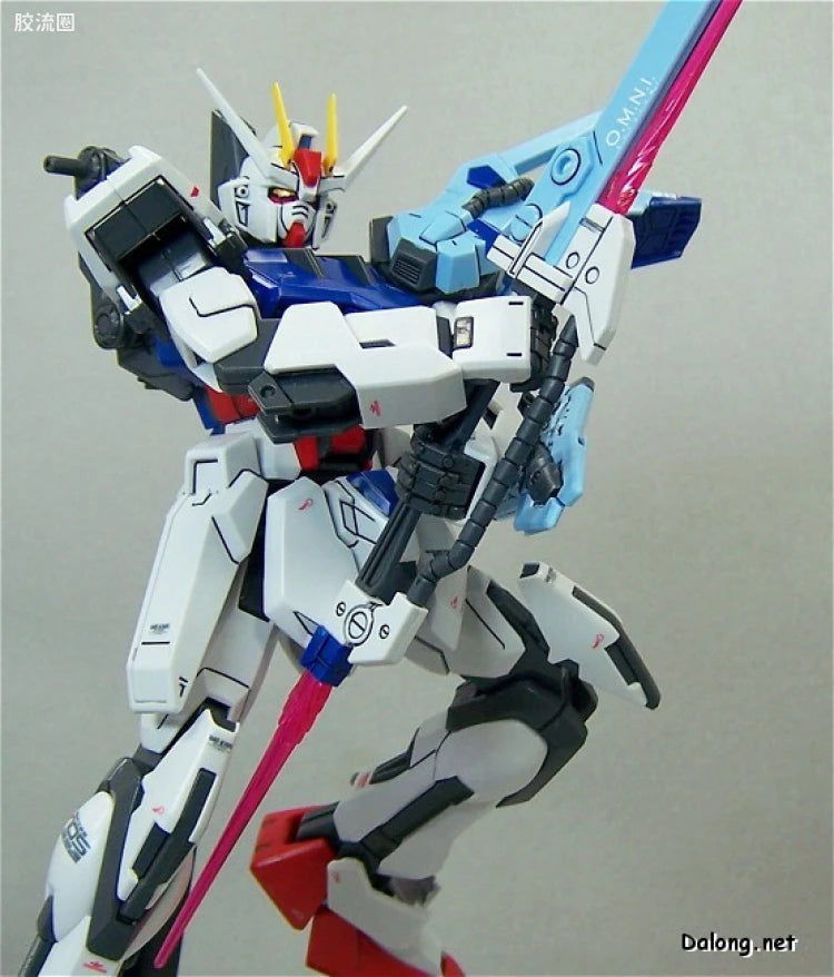 Bandai MG 1/100 GAT-X105 Launcher/Sword Strike Gundam