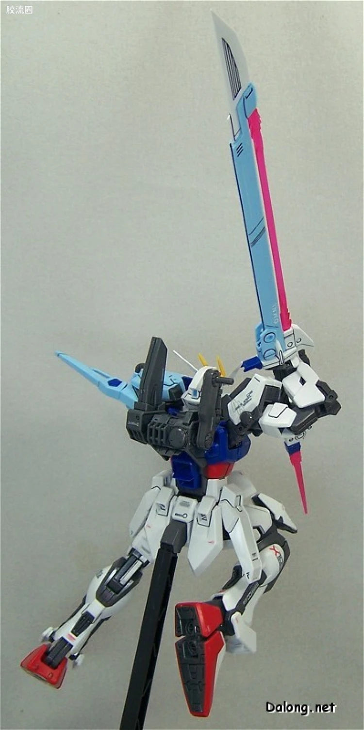 Bandai MG 1/100 GAT-X105 Launcher/Sword Strike Gundam