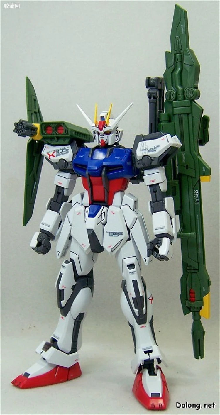Bandai MG 1/100 GAT-X105 Launcher/Sword Strike Gundam