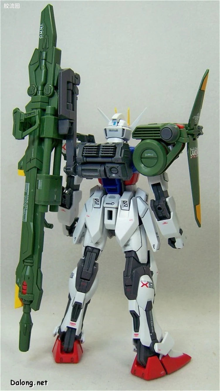 Bandai MG 1/100 GAT-X105 Launcher/Sword Strike Gundam