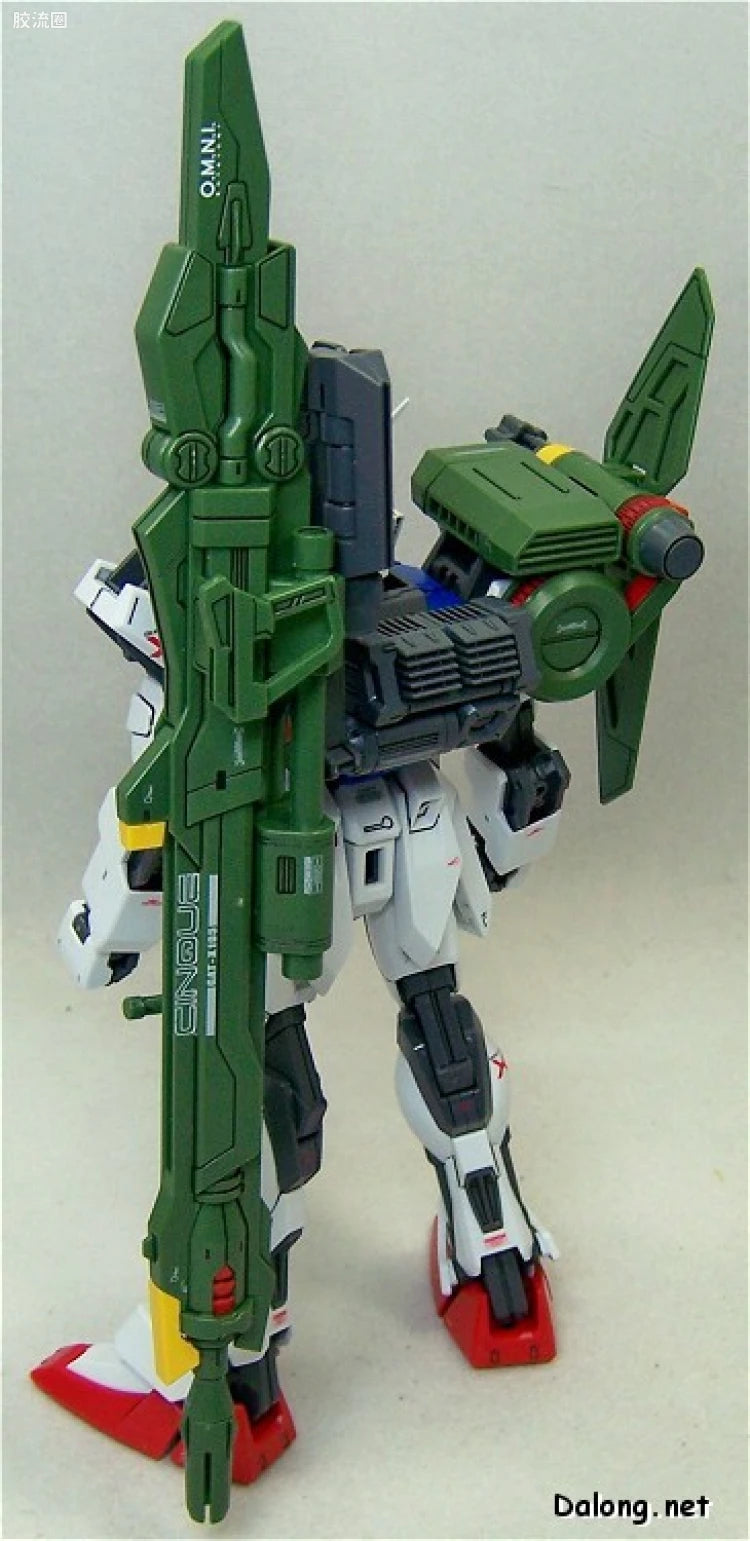 Bandai MG 1/100 GAT-X105 Launcher/Sword Strike Gundam