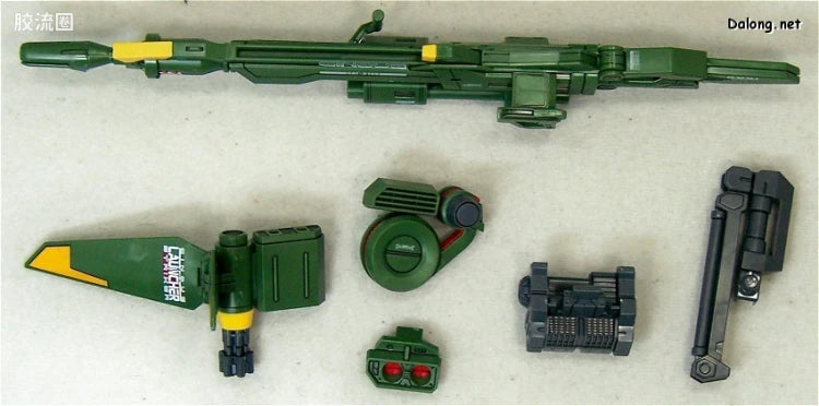 Bandai MG 1/100 GAT-X105 Launcher/Sword Strike Gundam