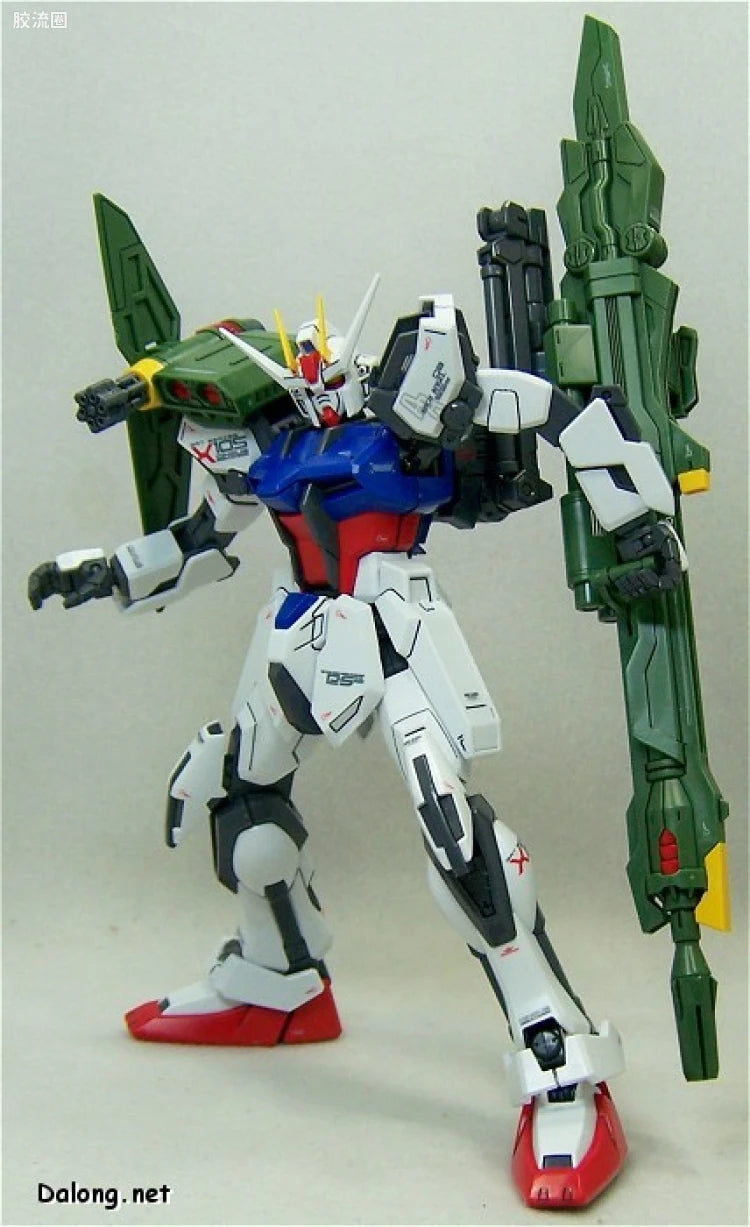 Bandai MG 1/100 GAT-X105 Launcher/Sword Strike Gundam