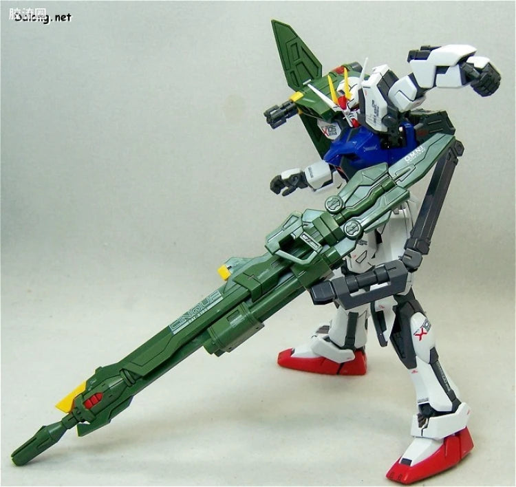 Bandai MG 1/100 GAT-X105 Launcher/Sword Strike Gundam