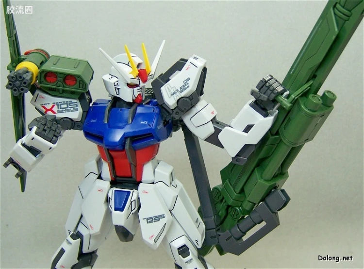 Bandai MG 1/100 GAT-X105 Launcher/Sword Strike Gundam