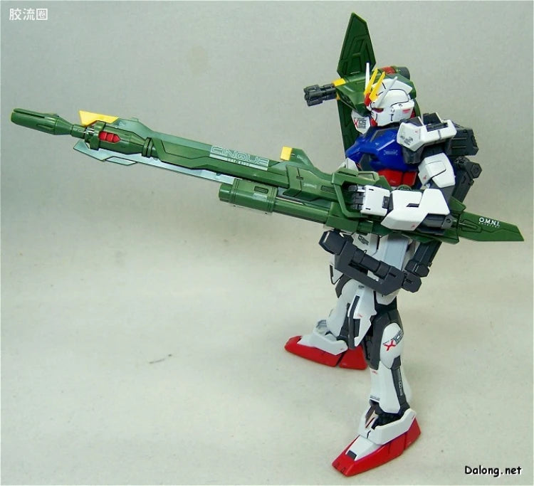 Bandai MG 1/100 GAT-X105 Launcher/Sword Strike Gundam