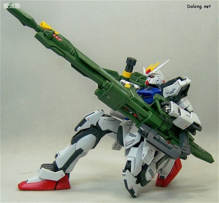 Bandai MG 1/100 GAT-X105 Launcher/Sword Strike Gundam