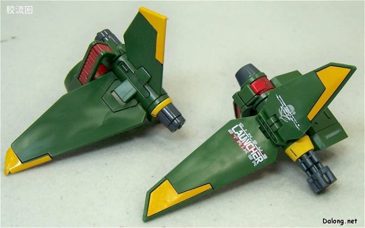Bandai MG 1/100 GAT-X105 Launcher/Sword Strike Gundam