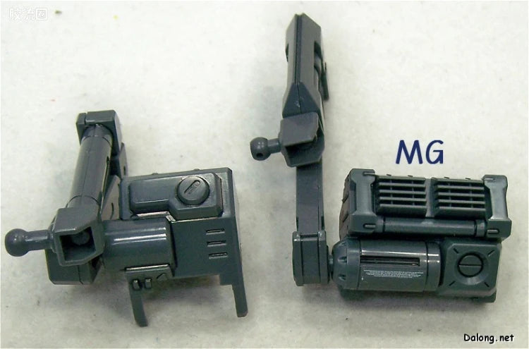 Bandai MG 1/100 GAT-X105 Launcher/Sword Strike Gundam