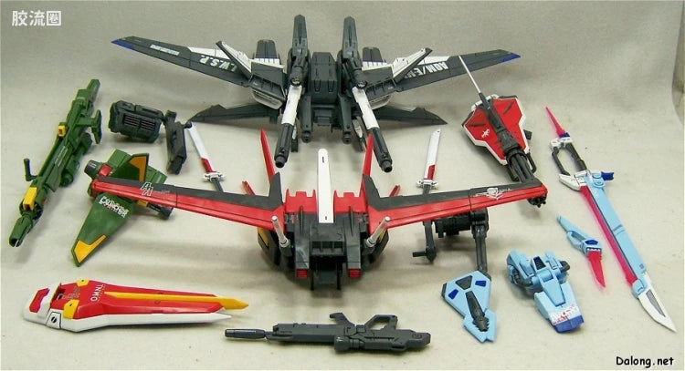Bandai MG 1/100 GAT-X105 Launcher/Sword Strike Gundam