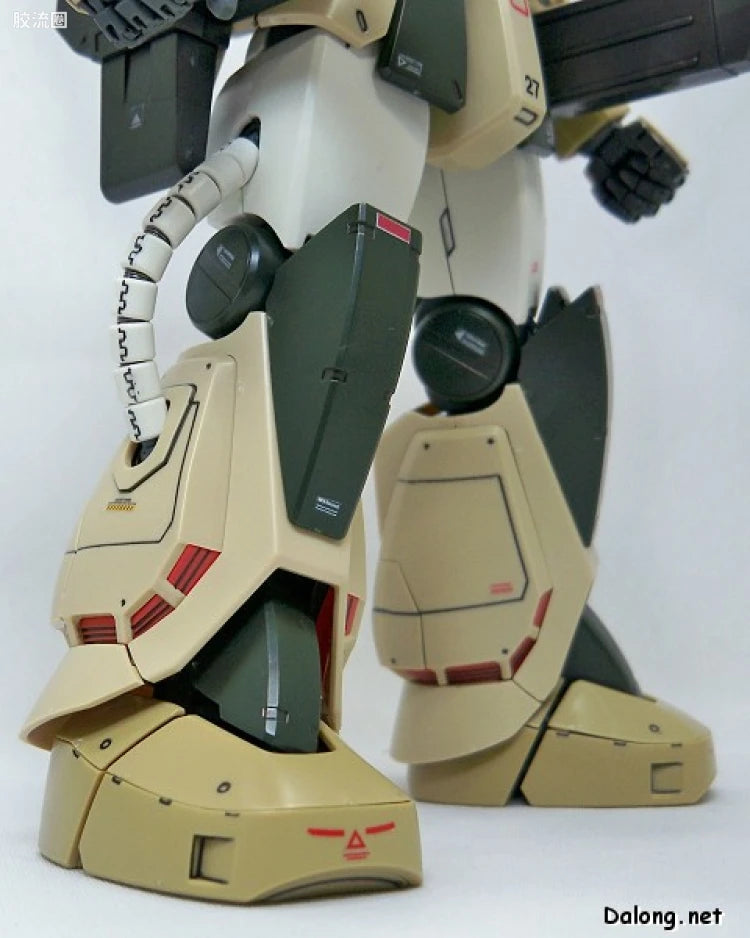 Bandai MG 1/100 MS-06K Zaku Cannon