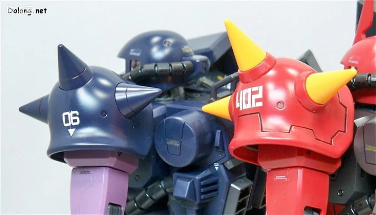 Bandai MG 1/100 MS-06R-2 Zaku II (Johnny Ridden Custom) (Ver.2.0)