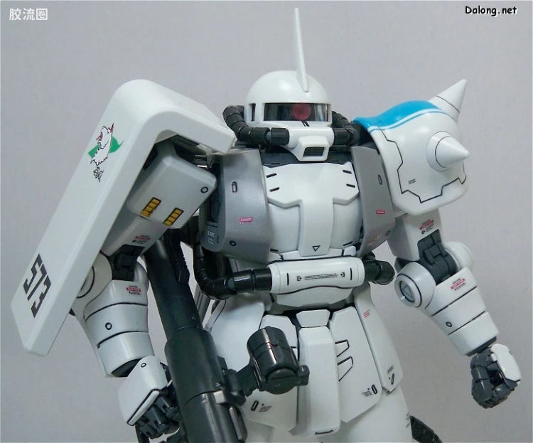 Bandai MG 1/100 MS-06R-1A Zaku II (Shin Matsunaga Custom) (Ver.2.0)