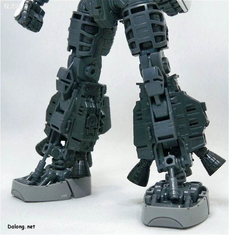 Bandai MG 1/100 MS-06R-1A Zaku II (Shin Matsunaga Custom) (Ver.2.0)