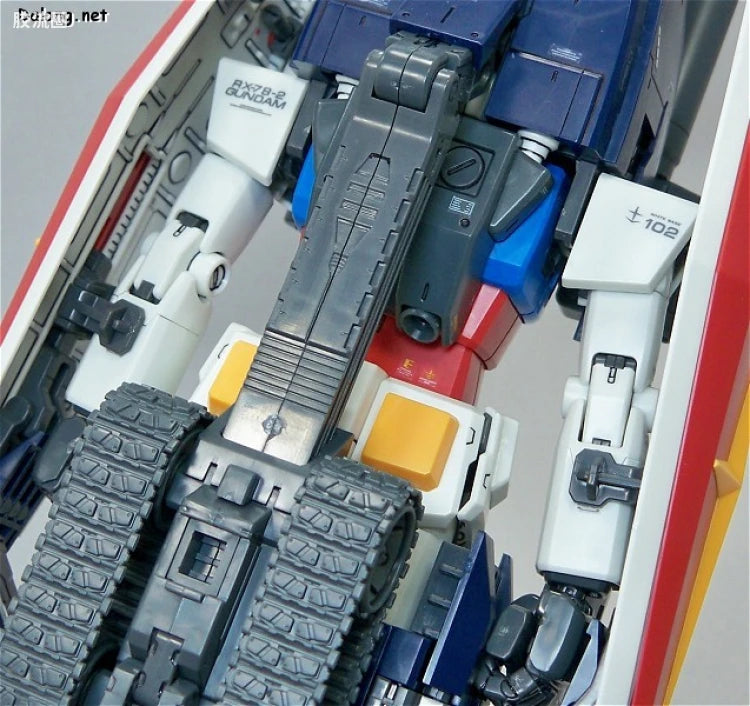 Bandai MG 1/100 G-Fighter (for Gundam Ver.2.0)