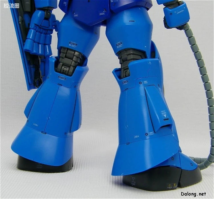 Bandai MG 1/100 MS-07B Gouf (Ver.2.0)