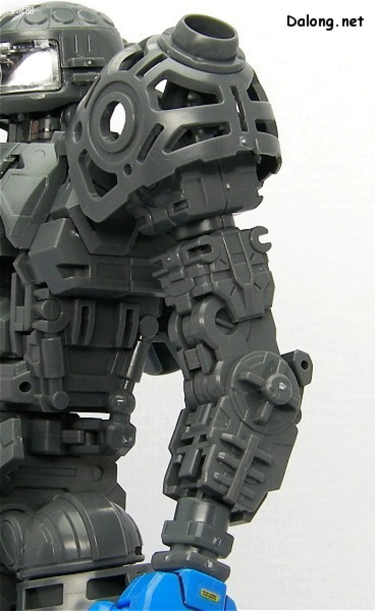 Bandai MG 1/100 MS-07B Gouf (Ver.2.0)