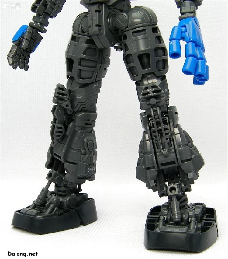 Bandai MG 1/100 MS-07B Gouf (Ver.2.0)