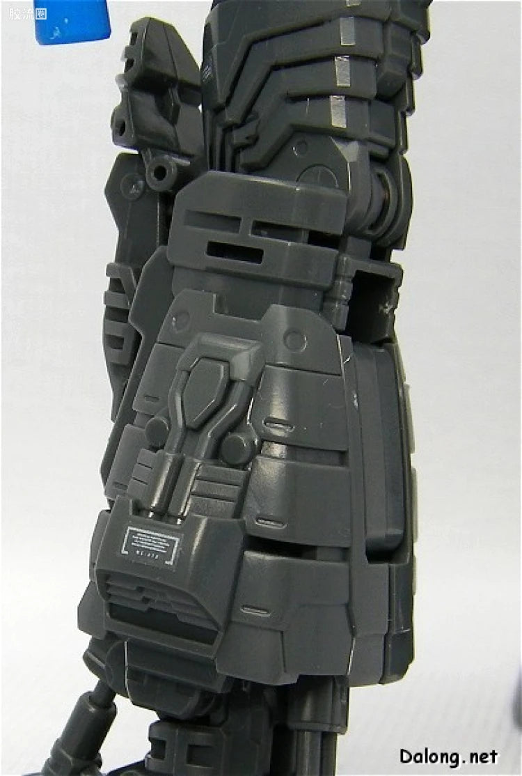 Bandai MG 1/100 MS-07B Gouf (Ver.2.0)