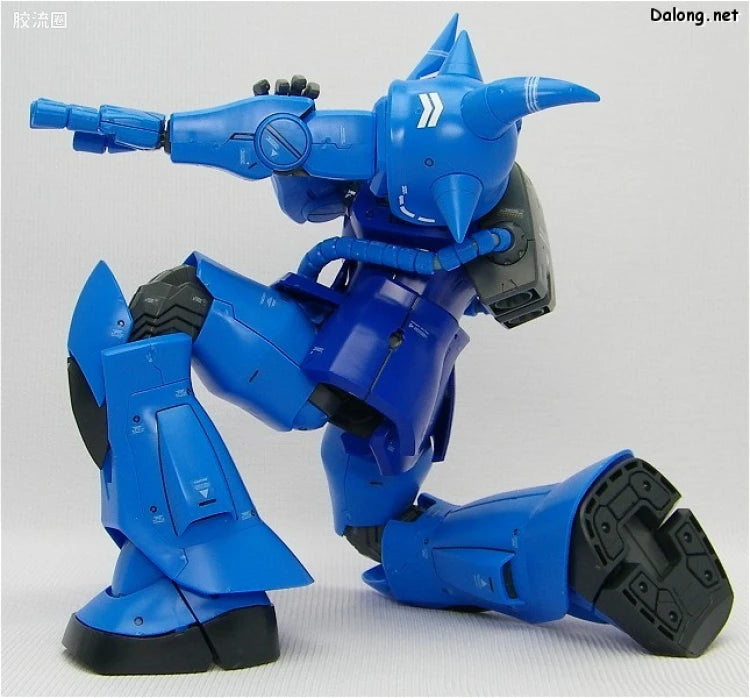 Bandai MG 1/100 MS-07B Gouf (Ver.2.0)