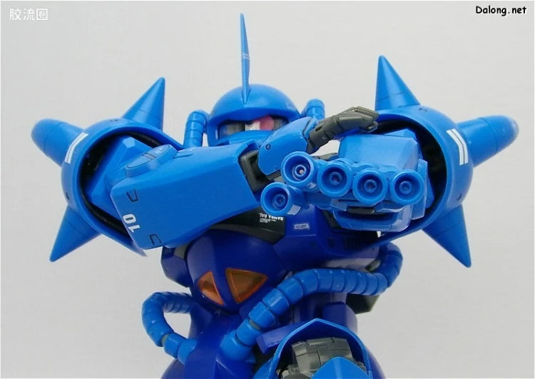 Bandai MG 1/100 MS-07B Gouf (Ver.2.0)