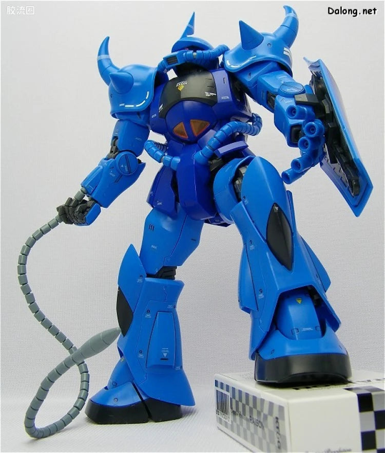 Bandai MG 1/100 MS-07B Gouf (Ver.2.0)