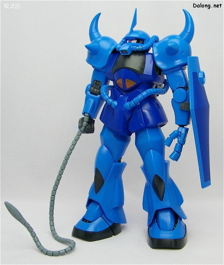 Bandai MG 1/100 MS-07B Gouf (Ver.2.0)