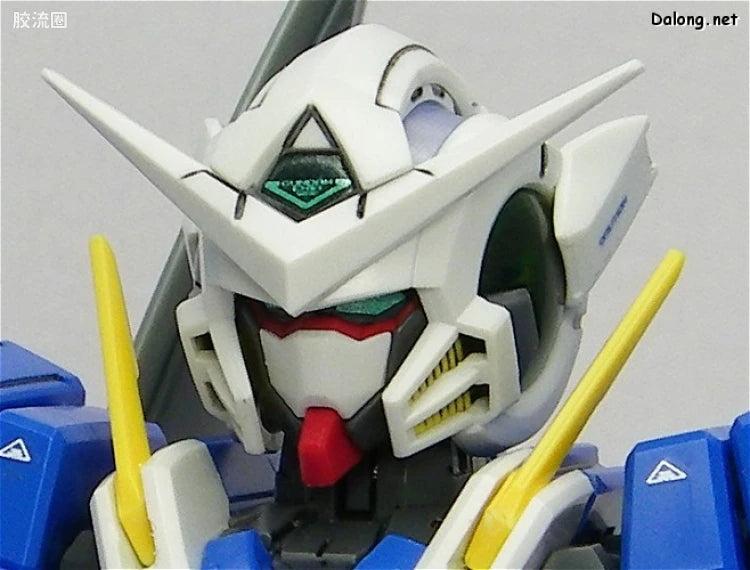 Bandai MG 1/100 GN-001 Gundam Exia