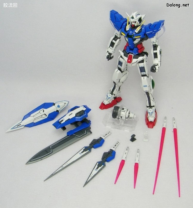 Bandai MG 1/100 GN-001 Gundam Exia