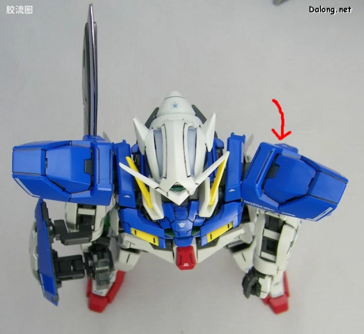 Bandai MG 1/100 GN-001 Gundam Exia