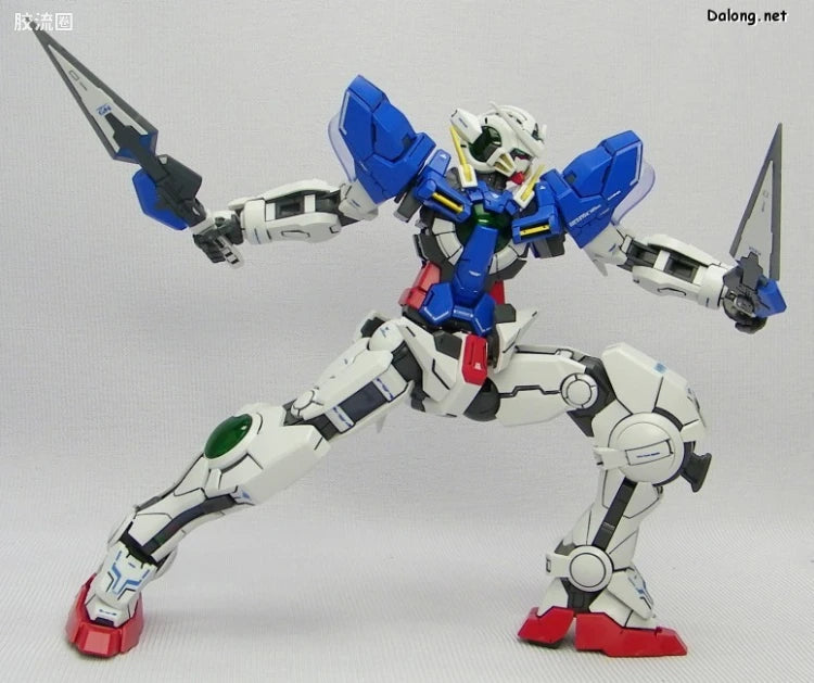 Bandai MG 1/100 GN-001 Gundam Exia