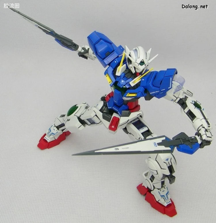 Bandai MG 1/100 GN-001 Gundam Exia