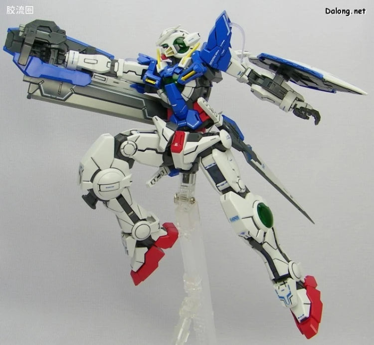 Bandai MG 1/100 GN-001 Gundam Exia