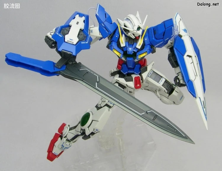 Bandai MG 1/100 GN-001 Gundam Exia