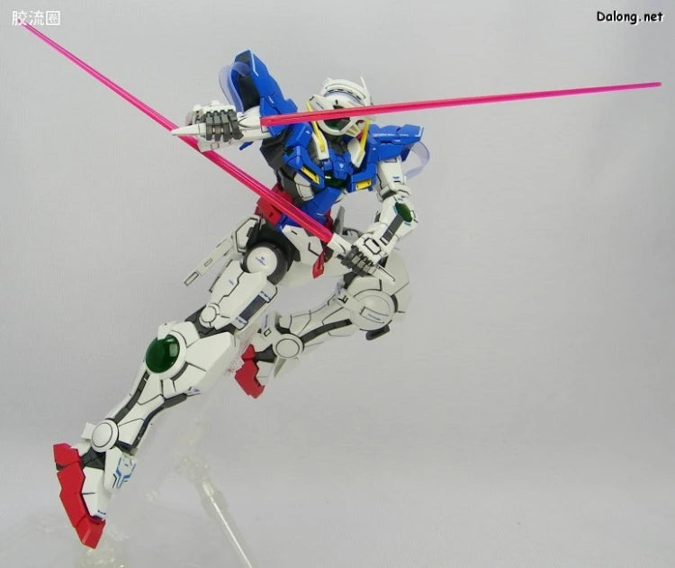 Bandai MG 1/100 GN-001 Gundam Exia