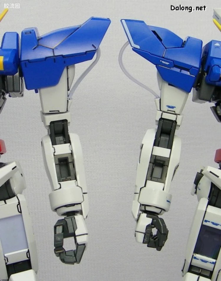 Bandai MG 1/100 GN-001 Gundam Exia