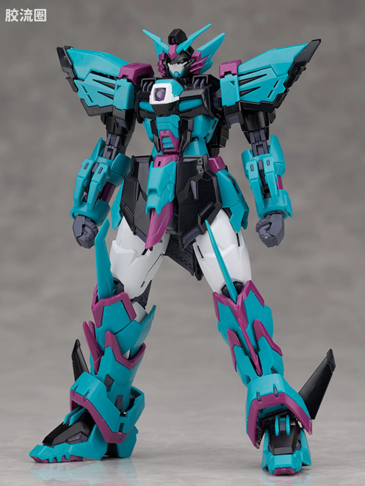 RG 1/144 Gundam Epyon -APEX LEGENDS(TM) Alter Ver.-