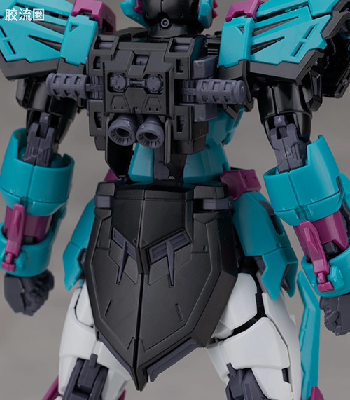 RG 1/144 Gundam Epyon -APEX LEGENDS(TM) Alter Ver.-