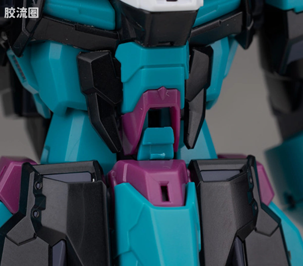RG 1/144 Gundam Epyon -APEX LEGENDS(TM) Alter Ver.-