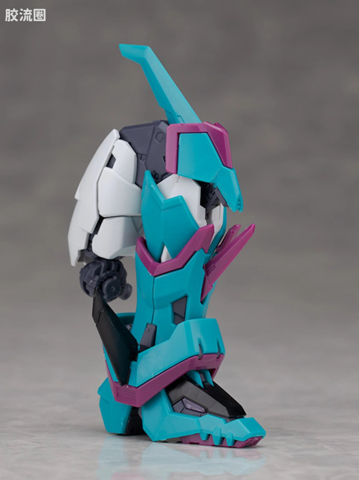 RG 1/144 Gundam Epyon -APEX LEGENDS(TM) Alter Ver.-
