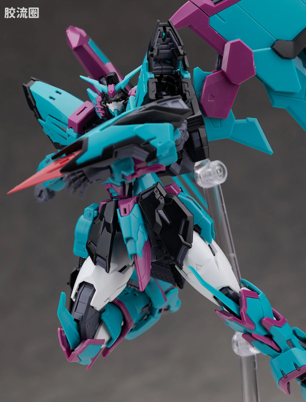 RG 1/144 Gundam Epyon -APEX LEGENDS(TM) Alter Ver.-