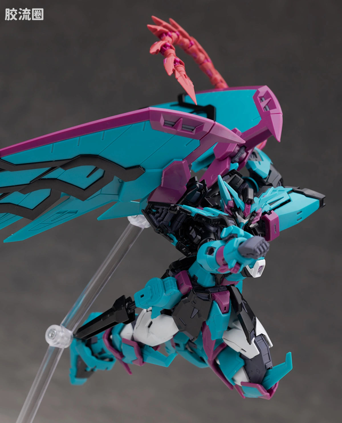 RG 1/144 Gundam Epyon -APEX LEGENDS(TM) Alter Ver.-