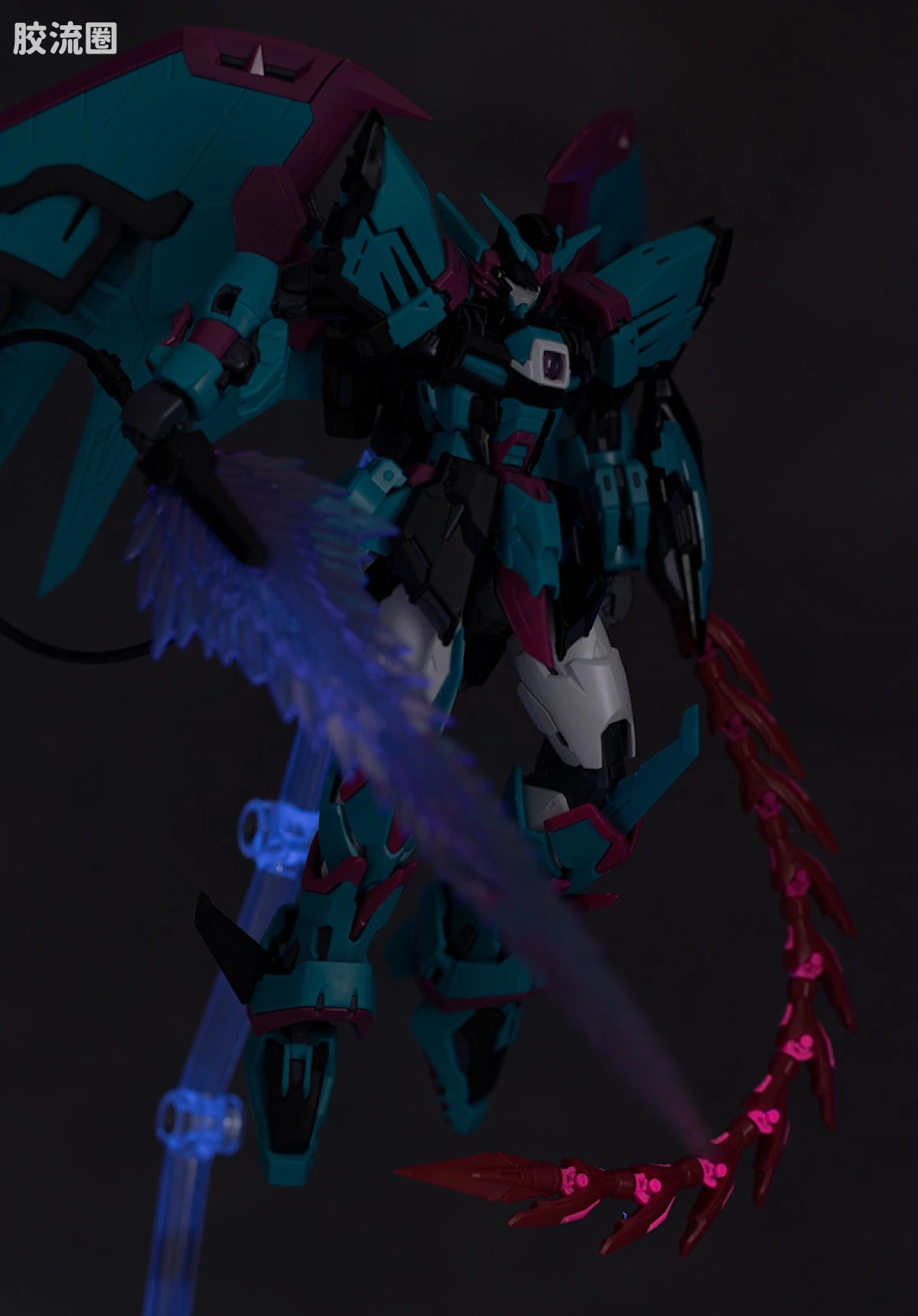 RG 1/144 Gundam Epyon -APEX LEGENDS(TM) Alter Ver.-