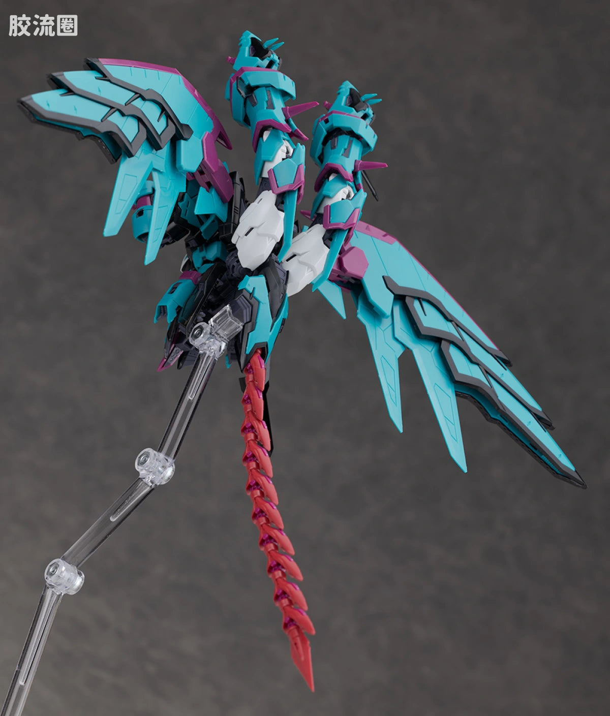 RG 1/144 Gundam Epyon -APEX LEGENDS(TM) Alter Ver.-