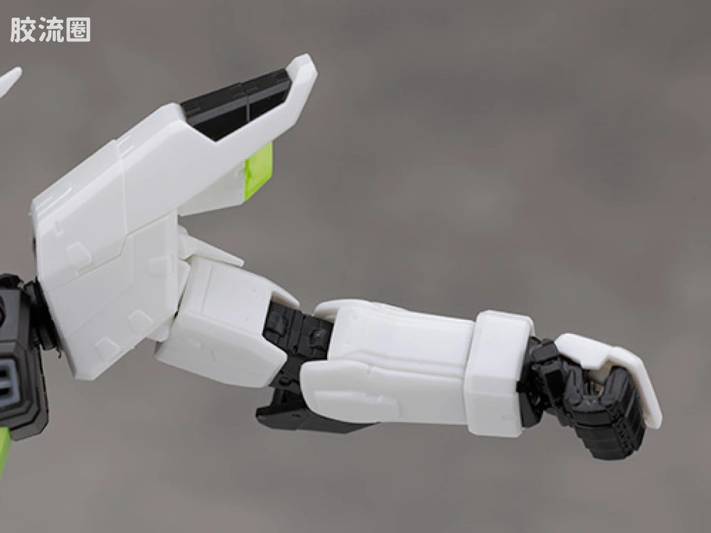 RG 1/144 Freedom Gundam [APEX LEGENDS Crypto Ver.]